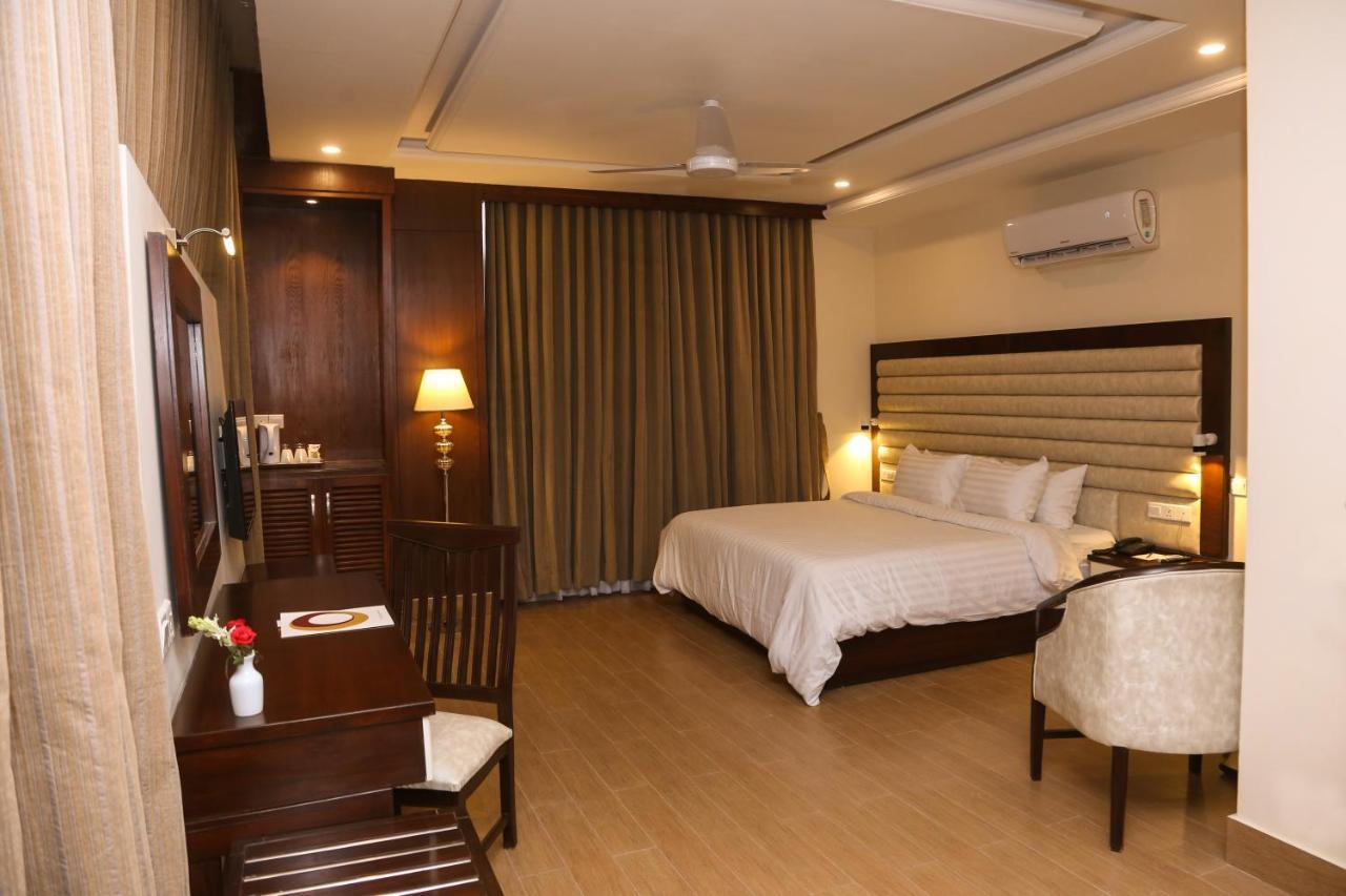 Hotel One Rahim Yar Khan Club Road Luaran gambar
