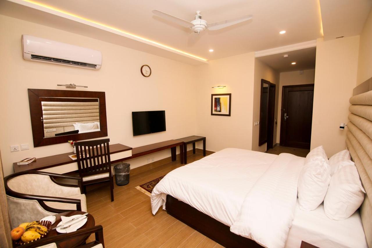 Hotel One Rahim Yar Khan Club Road Luaran gambar